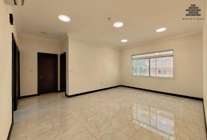 954138 - Property Main Image