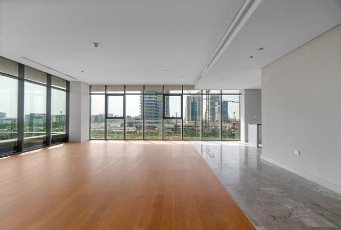 977739 - Property Image 2