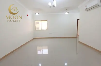 Apartment - 2 Bedrooms - 3 Bathrooms for rent in Al Mansoura - Al Mansoura - Doha