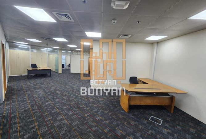 Office Space - Studio - 2 Bathrooms for rent in Al Nasr Twin Towers - West Bay - Doha