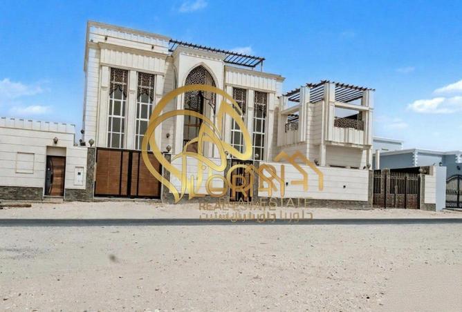 924754 - Property Image 2