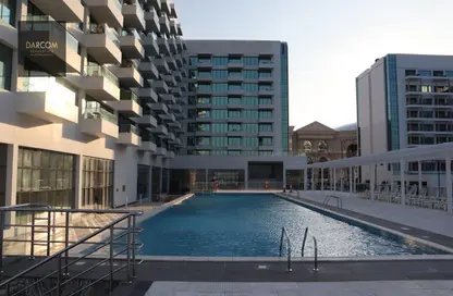 Pool image for: Apartment - 1 Bedroom - 2 Bathrooms for rent in Marina Tower 23 - Marina District - Lusail, Image 1