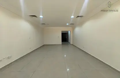 Apartment - 3 Bedrooms - 3 Bathrooms for rent in Al Sadd Road - Al Sadd - Doha