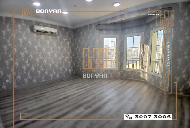 فيلا - استوديو - 4 حمامات للايجار في فلل الدحيل - الدحيل - الدوحة