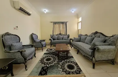 Apartment - 2 Bedrooms - 2 Bathrooms for rent in Madinat Khalifa South - Madinat Khalifa - Doha