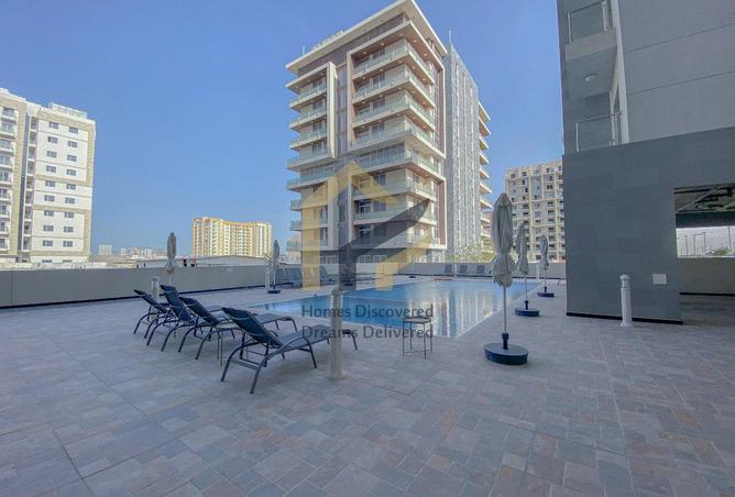 947645 - Property Image 2