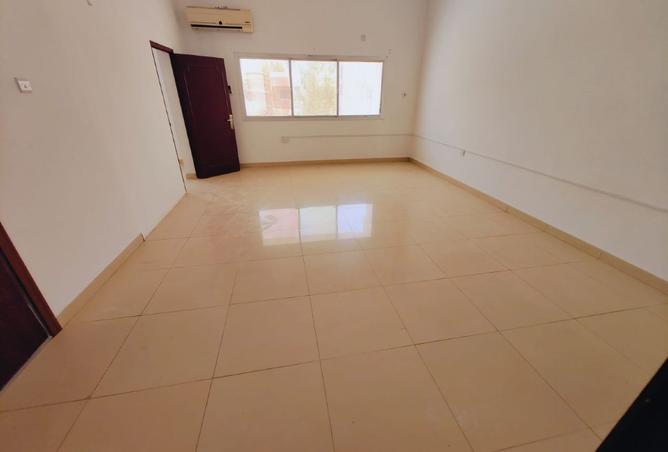 925938 - Property Main Image