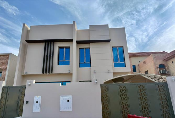 937737 - Property Image 2