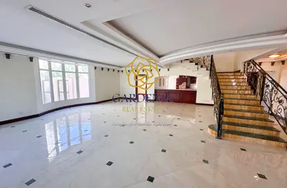 Villa - 4 Bedrooms - 5 Bathrooms for rent in West Bay Lagoon Villas - West Bay Lagoon - West Bay Lagoon - Doha