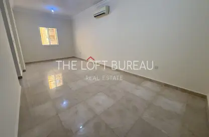 Apartment - 2 Bedrooms - 2 Bathrooms for rent in Al Sadd Road - Al Sadd - Doha