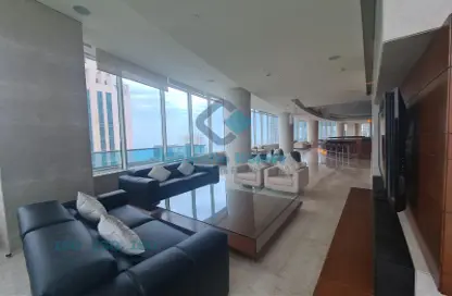 Penthouse - 6 Bedrooms for rent in West Bay - West Bay - Doha