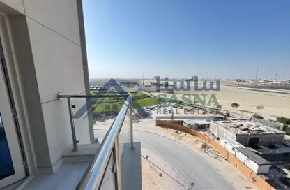 Balcony image for: Apartment - 2 Bedrooms - 4 Bathrooms for rent in Al Erkyah City - Lusail, Image 1