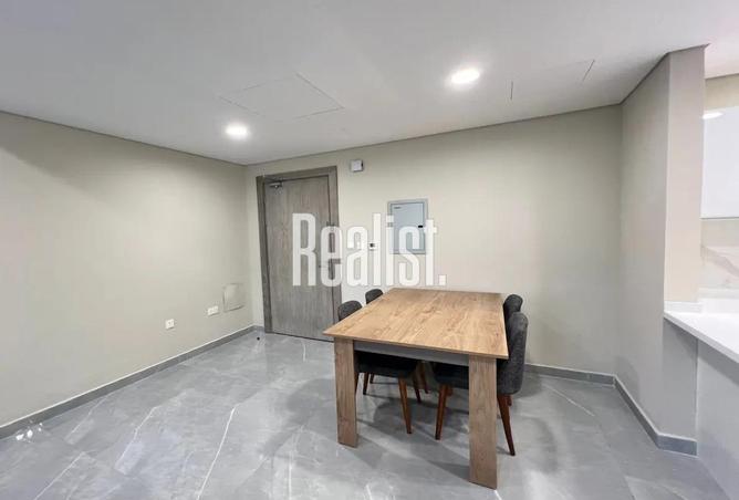 971286 - Property Image 2