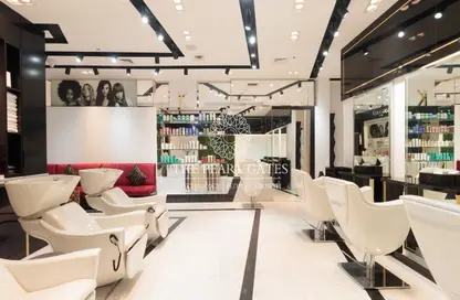 Shop - Studio - 2 Bathrooms for rent in Central Business District - West Bay - Doha