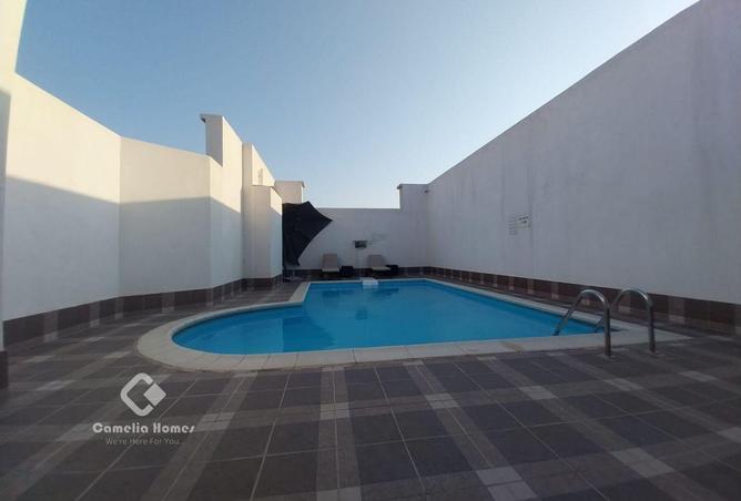956798 - Property Main Image