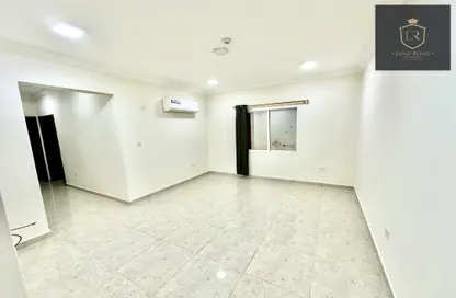 Empty Room image for: Apartment - 3 Bedrooms - 2 Bathrooms for rent in Al Wakra - Al Wakra - Al Wakrah - Al Wakra, Image 1