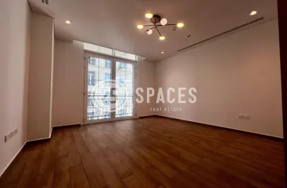 Apartment - 1 Bedroom - 2 Bathrooms for rent in Floresta Gardens - Floresta Gardens - The Pearl Island - Doha