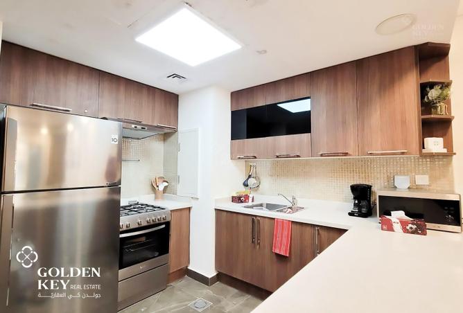 908217 - Property Image 3