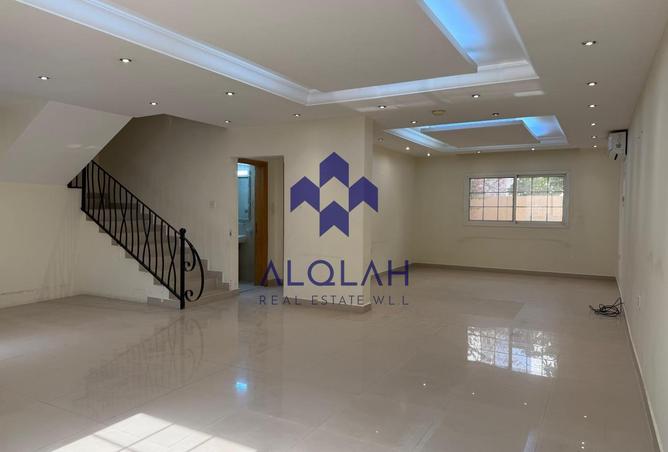 941372 - Property Image 2