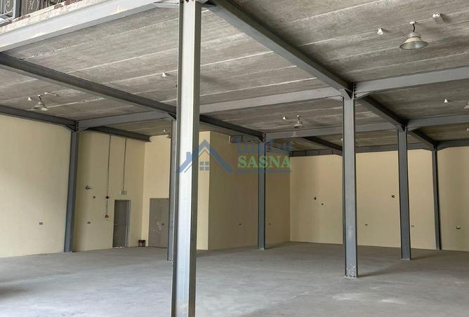 933090 - Property Image 3