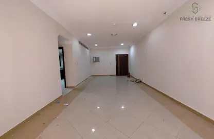 Apartment - 3 Bedrooms - 3 Bathrooms for rent in Al Mansoura - Al Mansoura - Doha