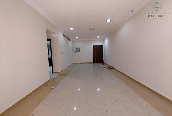 902876 - Property Main Image