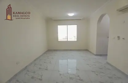 شقة - 3 غرف نوم - 3 حمامات للايجار في شارع المطار القديم - طريق المطار القديم - الدوحة