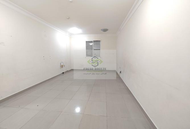 981942 - Property Image 2