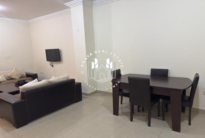 990900 - Property Image 2