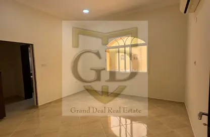 Apartment - Studio - 1 Bathroom for rent in Bu Hamour Street - Abu Hamour - Doha