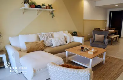 Apartment - 1 Bedroom - 2 Bathrooms for rent in Viva East - Viva Bahriyah - The Pearl Island - Doha