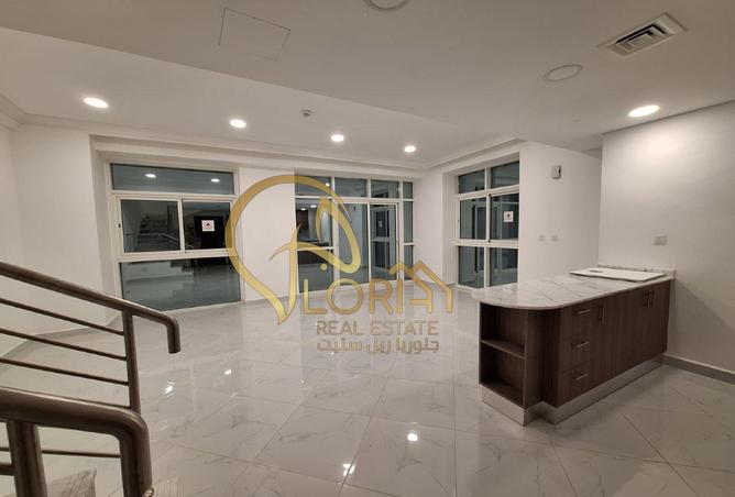 955229 - Property Image 2