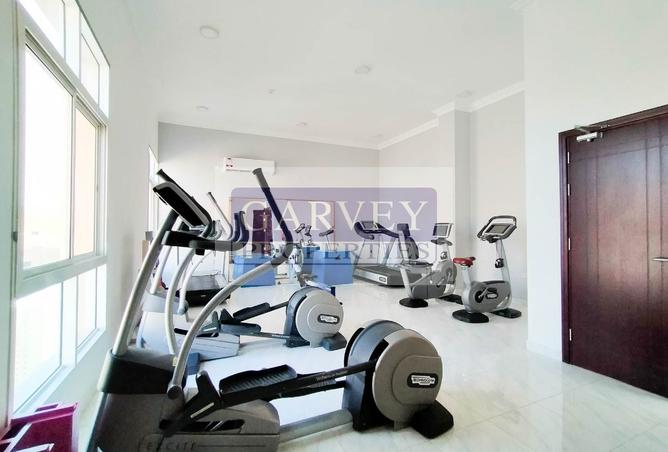 932289 - Property Image 2