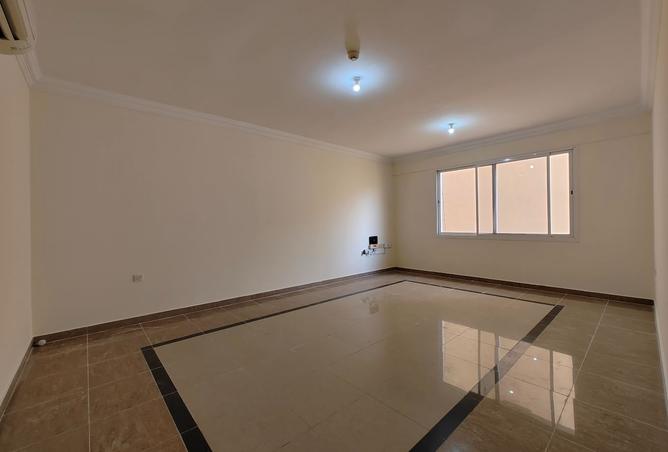 999784 - Property Image 3