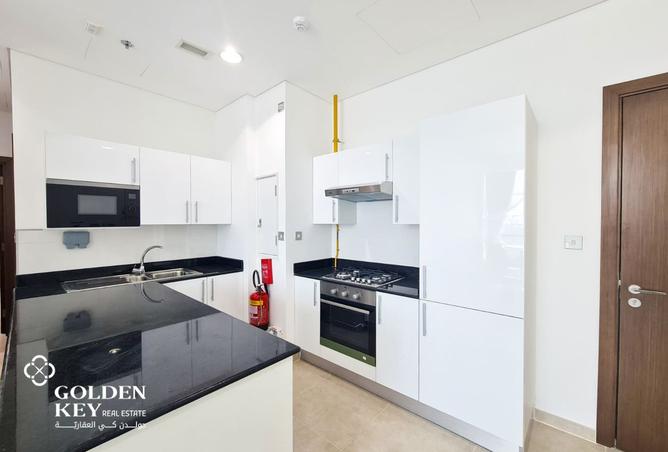 994051 - Property Image 2