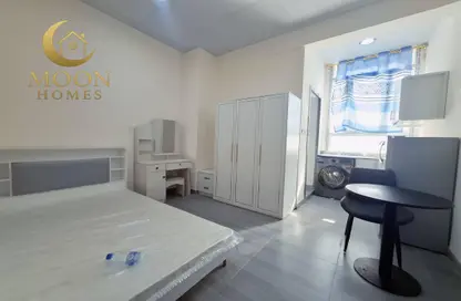 Apartment - Studio - 1 Bathroom for rent in Umm Ghwailina Comm - Umm Ghuwalina - Umm Ghuwailina - Doha