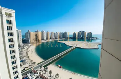 شقة - 2 غرف نوم - 3 حمامات للايجار في فيفا غرب - فيفا بحرية - جزيرة اللؤلؤة - الدوحة