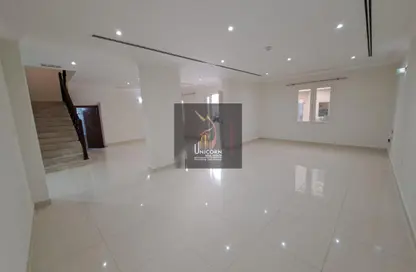 Compound - 4 Bedrooms - 4 Bathrooms for rent in Wadi Al Markh - Muraikh - AlMuraikh - Doha