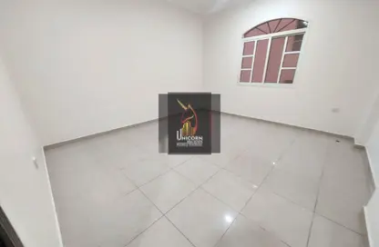 Apartment - 2 Bedrooms - 2 Bathrooms for rent in Al Sadd Road - Al Sadd - Doha