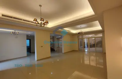Villa - 5 Bedrooms - 6 Bathrooms for rent in Al Maamoura - Al Maamoura - Doha