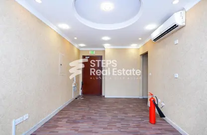 Reception / Lobby image for: Office Space - Studio - 3 Bathrooms for rent in Anas Street - Fereej Bin Mahmoud North - Fereej Bin Mahmoud - Doha, Image 1
