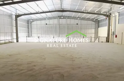 Warehouse - Studio - 5 Bathrooms for rent in East Industrial Street - Birkat Al Awamer - Al Wakra