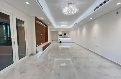 Apartment - 2 Bedrooms - 3 Bathrooms for sale in East Porto Drive - Porto Arabia - The Pearl Island - Doha