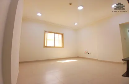 Apartment - 2 Bedrooms - 2 Bathrooms for rent in Al Sadd Road - Al Sadd - Doha