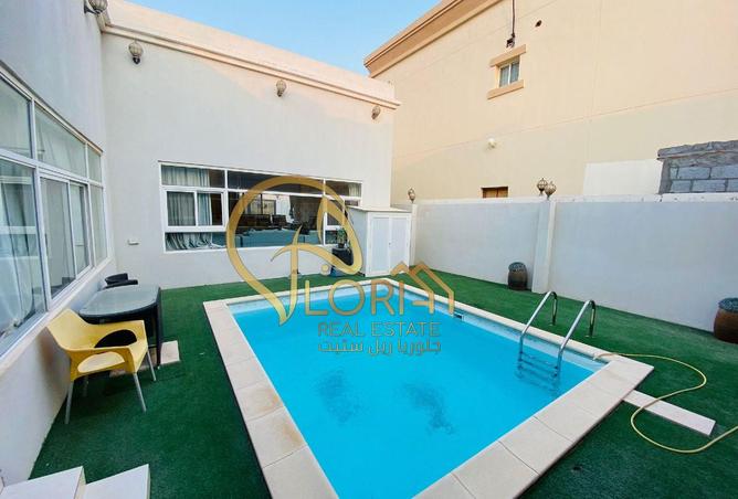 930185 - Property Image 3
