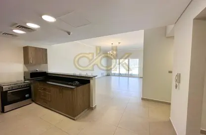 Apartment - 2 Bedrooms - 4 Bathrooms for sale in Dara - Fox Hills - Lusail