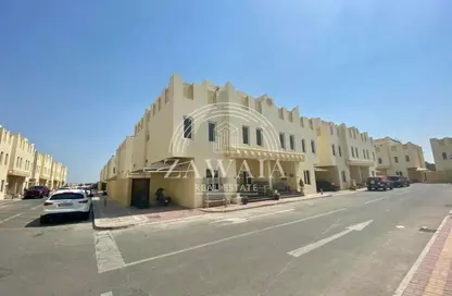 فيلا - 4 غرف نوم - 4 حمامات للايجار في Al Sakhama - الدوحة