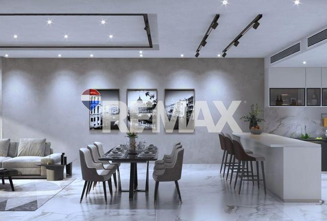 976021 - Property Image 2