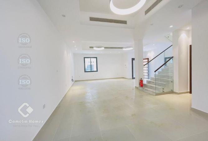 982966 - Property Image 3