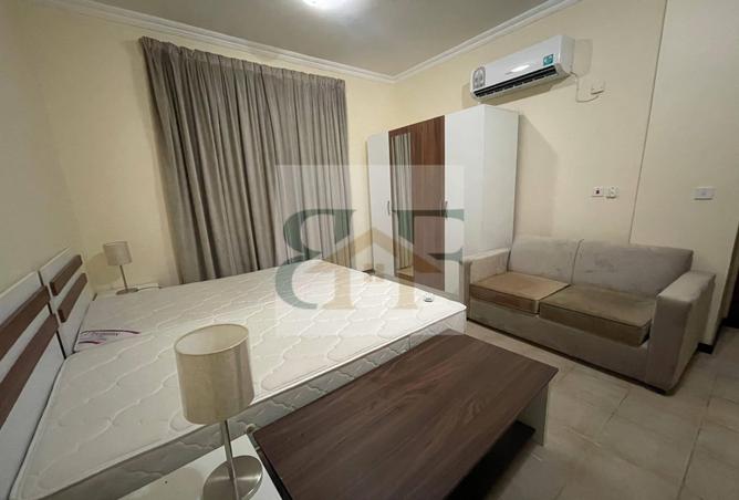 935910 - Property Image 2